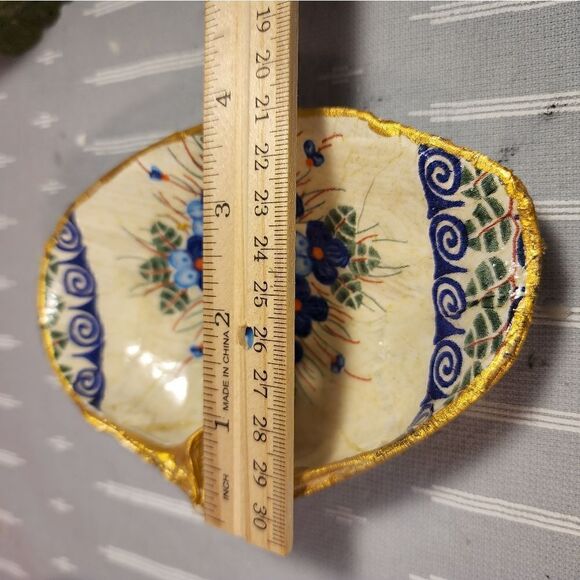DECOUPAGE CLAM SHELL DECOUPAGE BLUE FLOWERS & PRINT TRINKET DISH - Picture 9 of 10